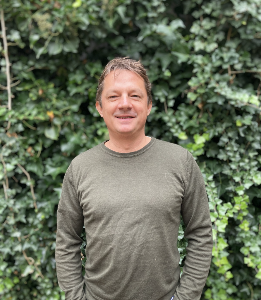 Screenshot-2021-11-11-at-11.49.15-892x1024